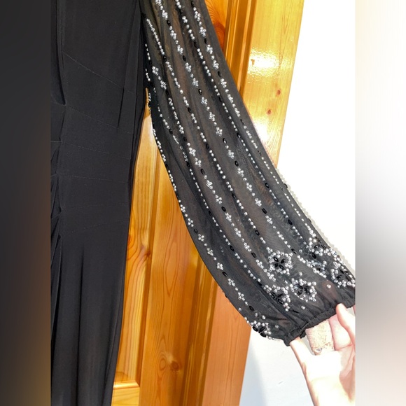 Formal Dress - Picture 3 of 13